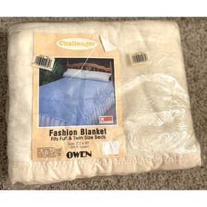 Vintage Challenger Blanket 1970s New Full / Twin Size Owen 72" x 90" USA